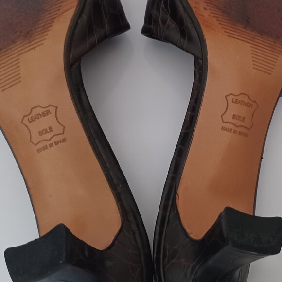 Stuart Weitzman Kitten heels Sandals - Picture 6 of 9